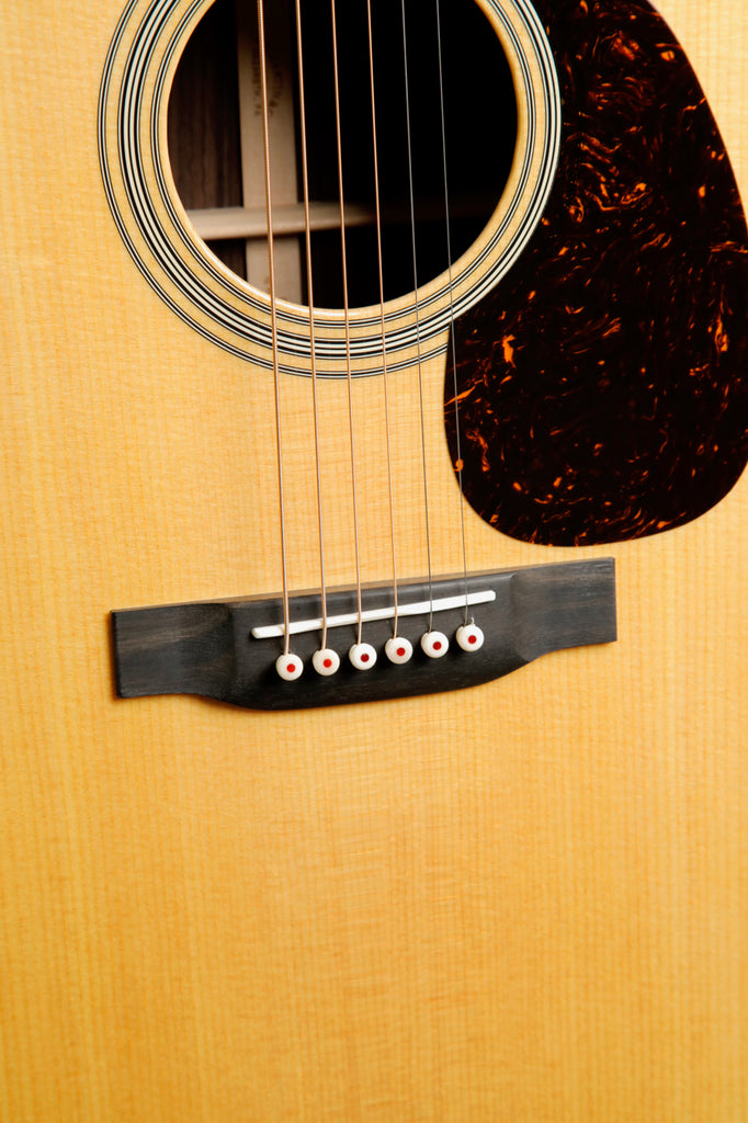 Martin D-28 Standard Series Dreadnought Acoustic Guitar