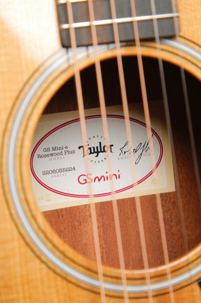 Taylor GS Mini-e Rosewood Plus Acoustic-Electric Guitar