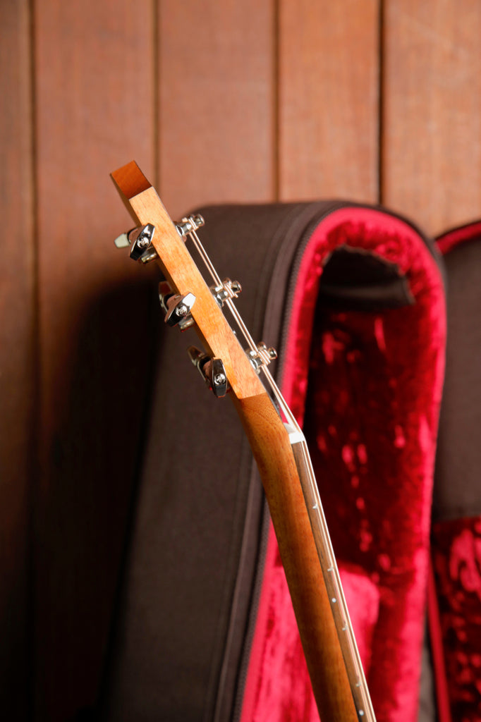 Taylor GS Mini-e Rosewood Plus Acoustic-Electric Guitar