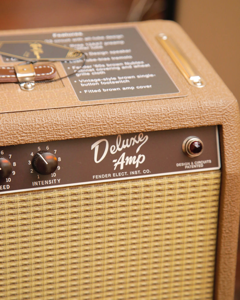 Fender '62 Deluxe Amp 20-Watt 1x12" Valve Guitar Amplifier Combo