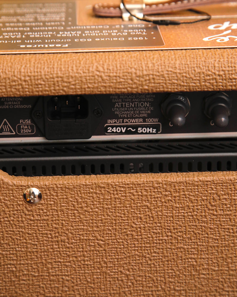 Fender '62 Deluxe Amp 20-Watt 1x12" Valve Guitar Amplifier Combo