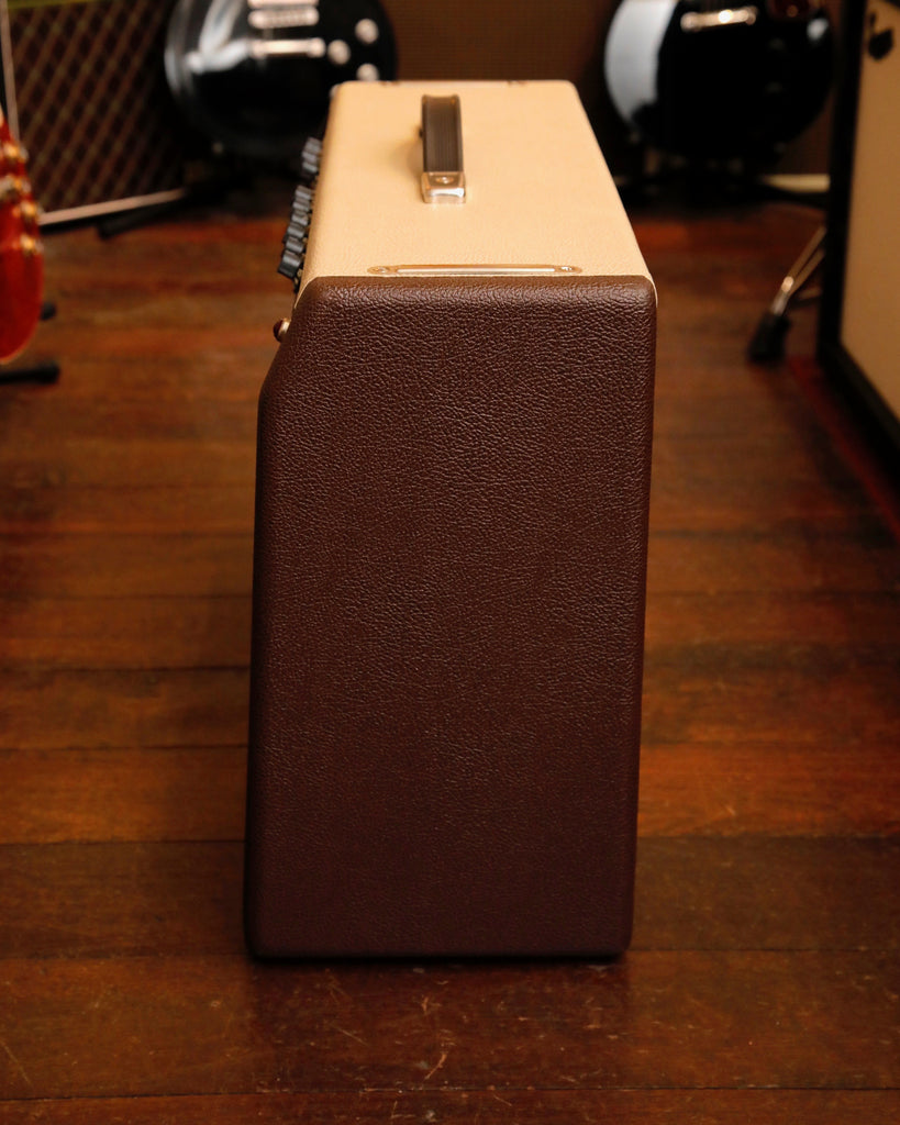 Fender '65 Deluxe Reverb FSR Limited Edition Vanilla Cocoa 1x12" Valve Combo Amplifier