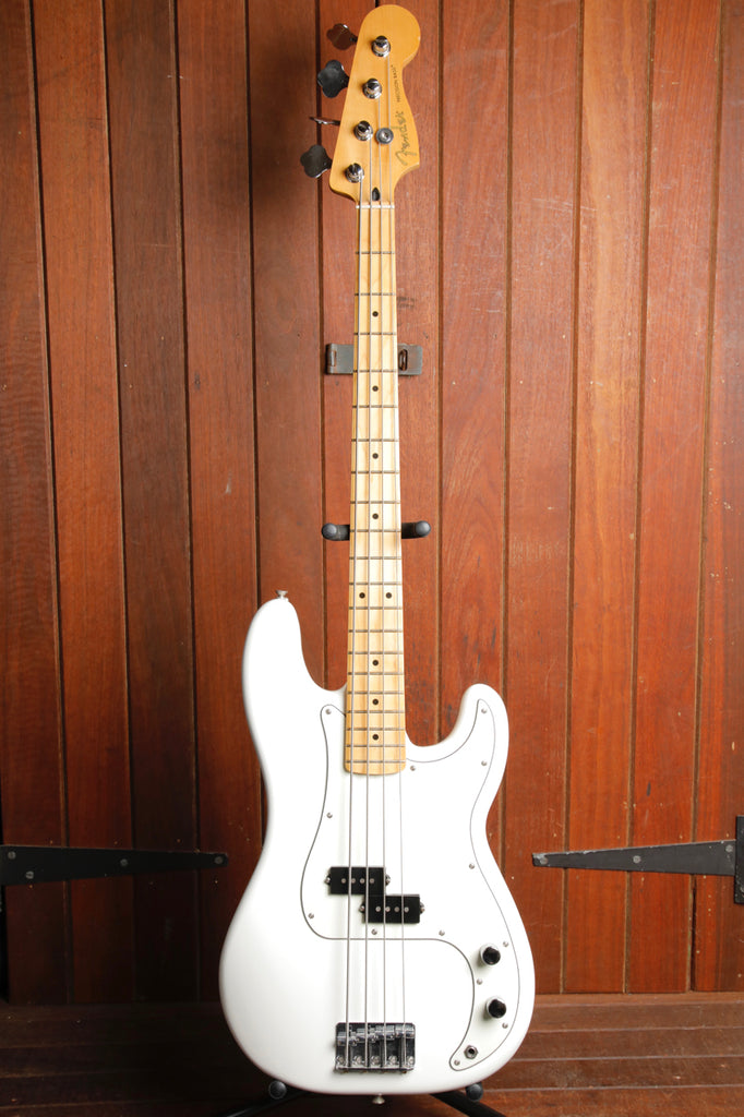 Fender Player Series Precision Bass Polar White 2022 Pre-Owned