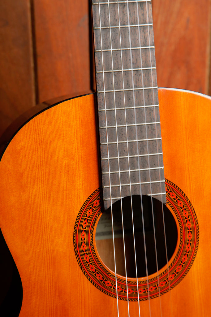 Yamaha GIGMAKER C40 Full-sized Nylon String Guitar Pre-Owned