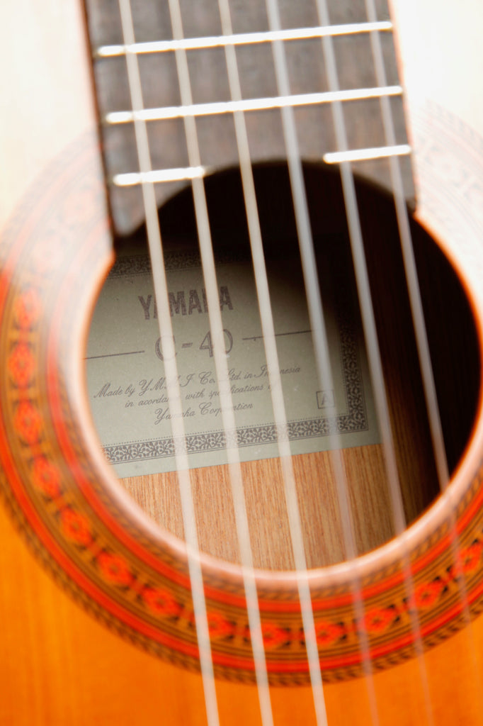 Yamaha GIGMAKER C40 Full-sized Nylon String Guitar Pre-Owned