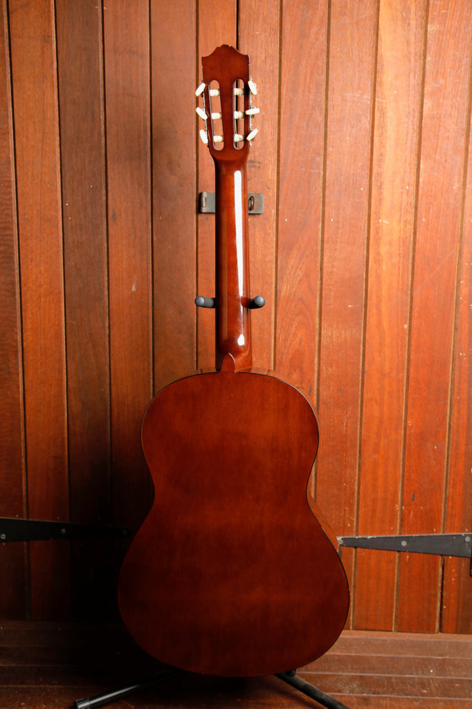 Yamaha GIGMAKER C40 Full-sized Nylon String Guitar Pre-Owned