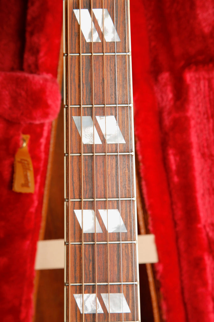 Gibson Dove Original Vintage Cherry Sunburst Acoustic-Electric Guitar