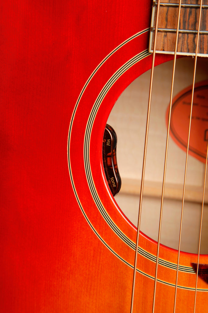 Gibson Dove Original Vintage Cherry Sunburst Acoustic-Electric Guitar