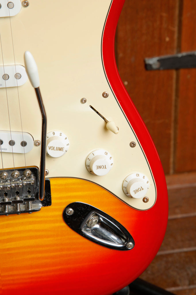 Squier Vintage Modified Stratocaster FMT Cherry Sunburst Electric Guitar 2008 Pre-Owned