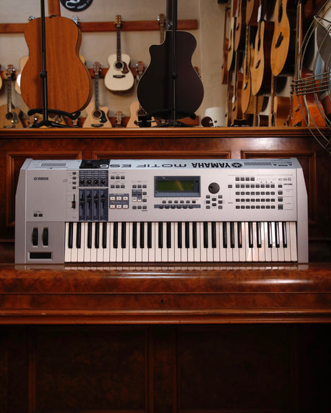 Yamaha Motif ES6 Synthesizer Keyboard Workstation Pre-Owned