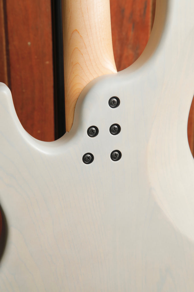 Fujigen FGN JMJ-ASH-DE-M Transparent White Flat Bass Guitar Pre-Owned