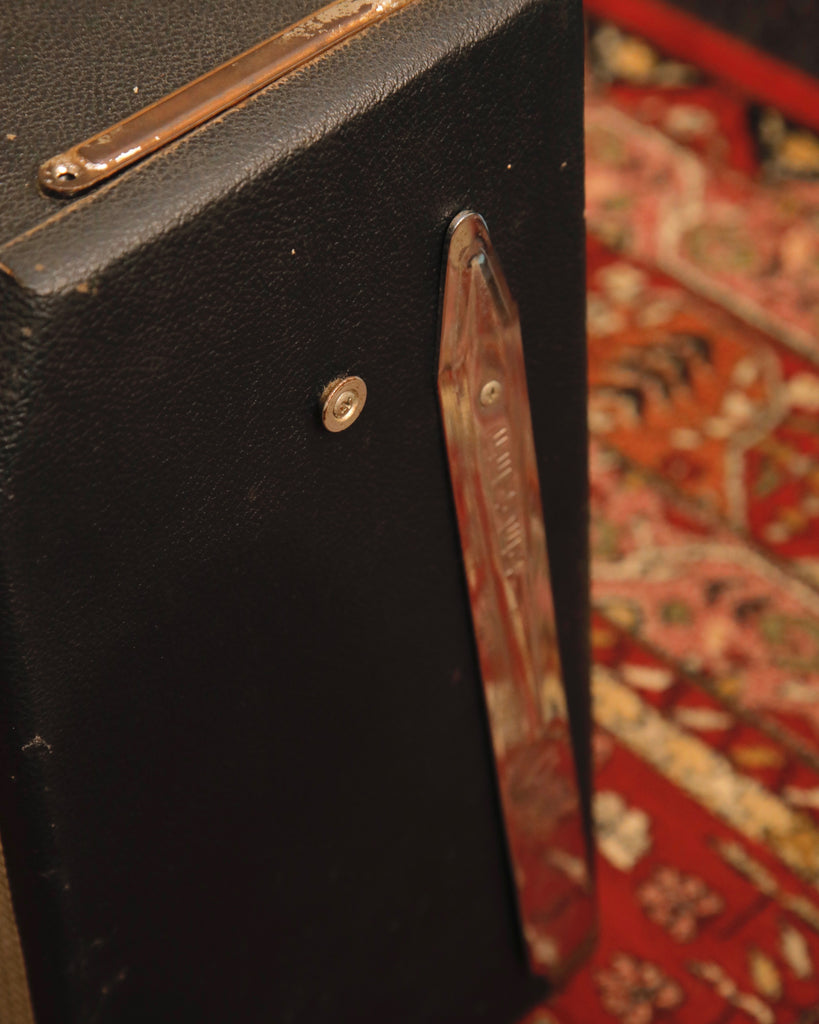 Fender 1980 Twin Reverb 2x12" 135-Watt Valve Amplifier w/Cover & Footswitch Pre-Owned