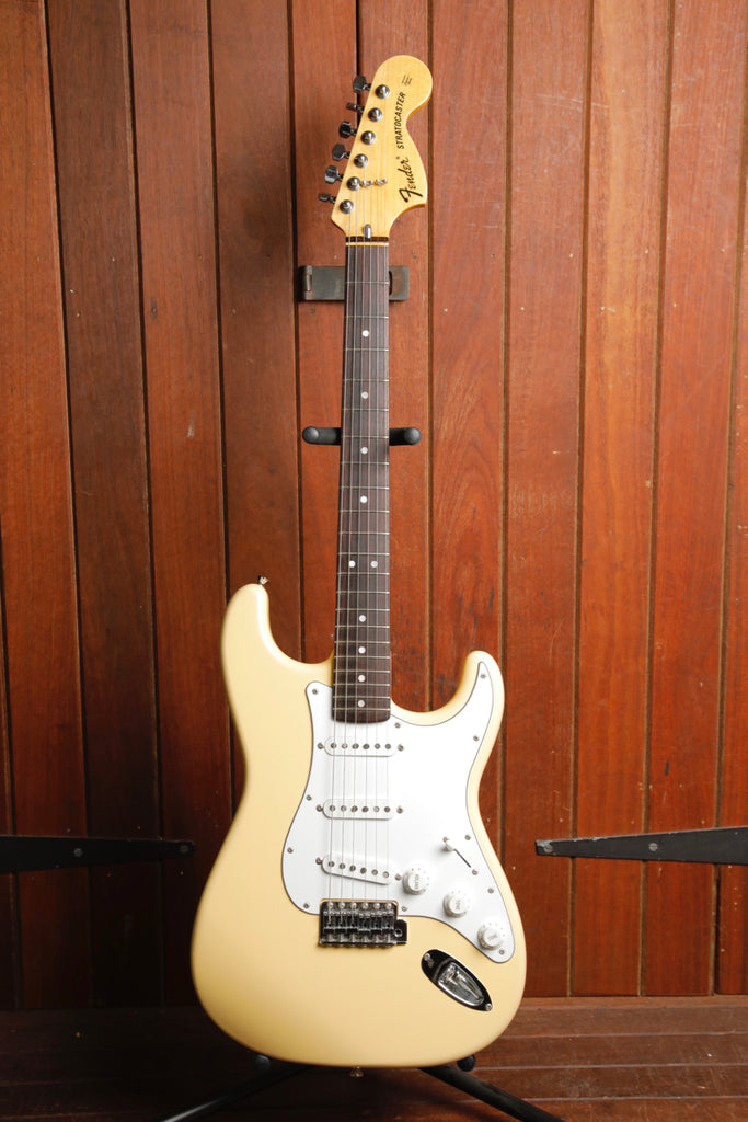 Fender Japan '70s Stratocaster Vintage White Electric Guitar 2006 Pre-Owned