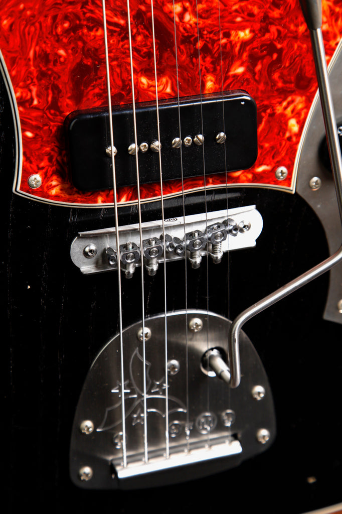 Novo Miris J Bull Black Electric Guitar