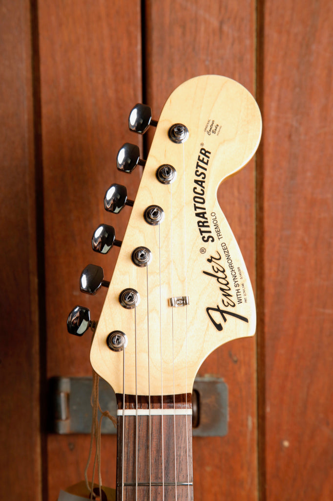 Fender Made in Japan Traditional Late '60s Stratocaster 3-Colour Sunburst Electric Guitar