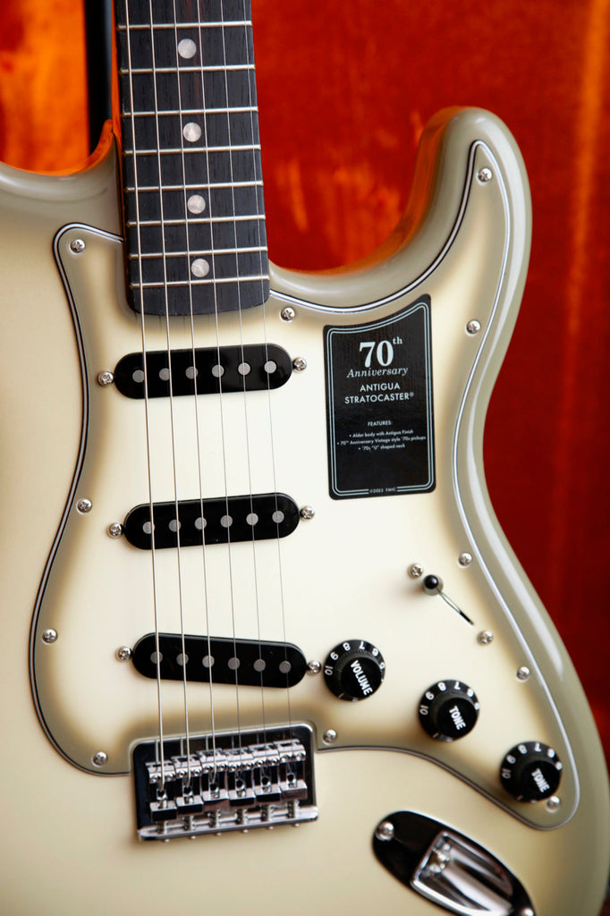 Fender 70th Anniversary Vintera II Antigua Stratocaster