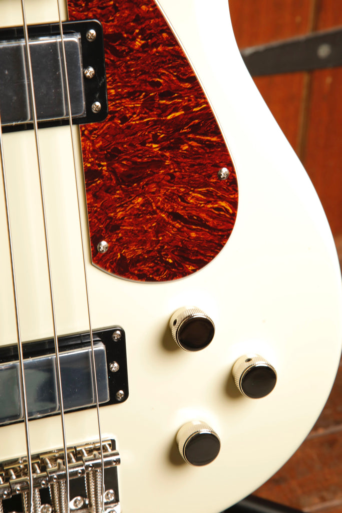 Gretsch Electromatic CVT Bass Double-Cut Vintage White