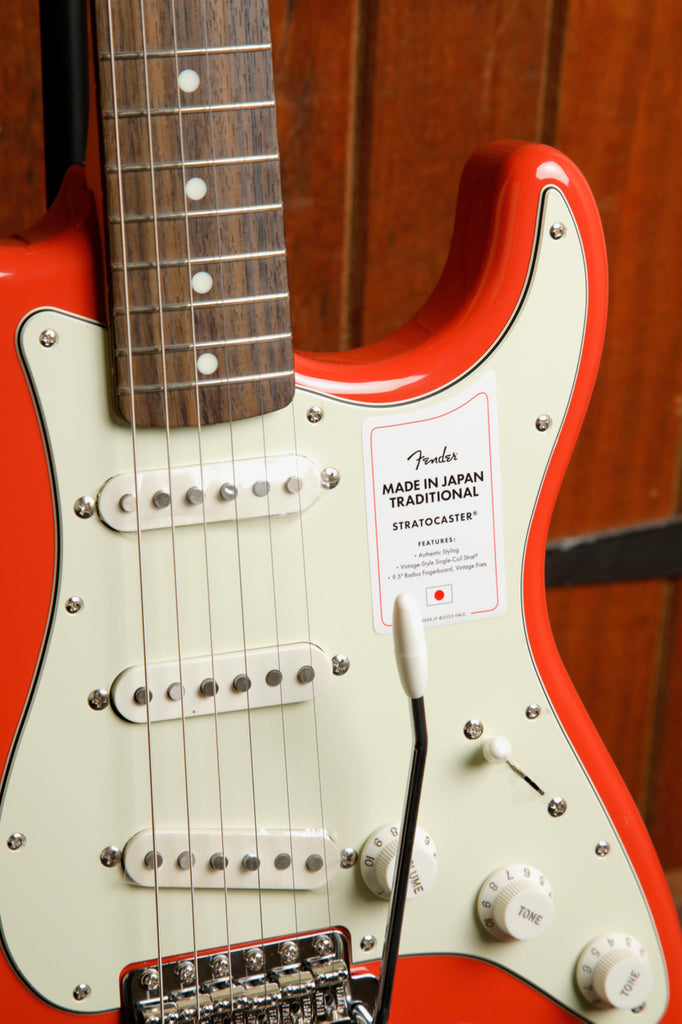 Fender Made in Japan Traditional '60s Stratocaster Fiesta Red Electric Guitar