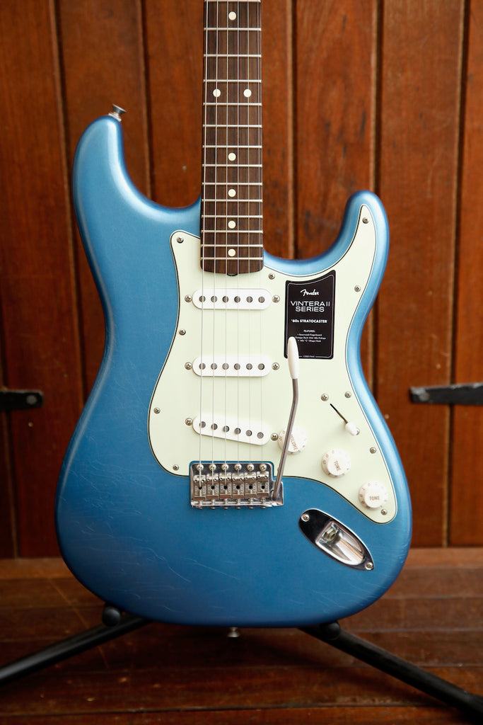 Fender Limited Edition Road Worn '60s Stratocaster Lake Placid Blue Electric Guitar