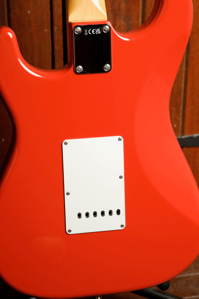 Fender Made in Japan Traditional '60s Stratocaster Fiesta Red Electric Guitar
