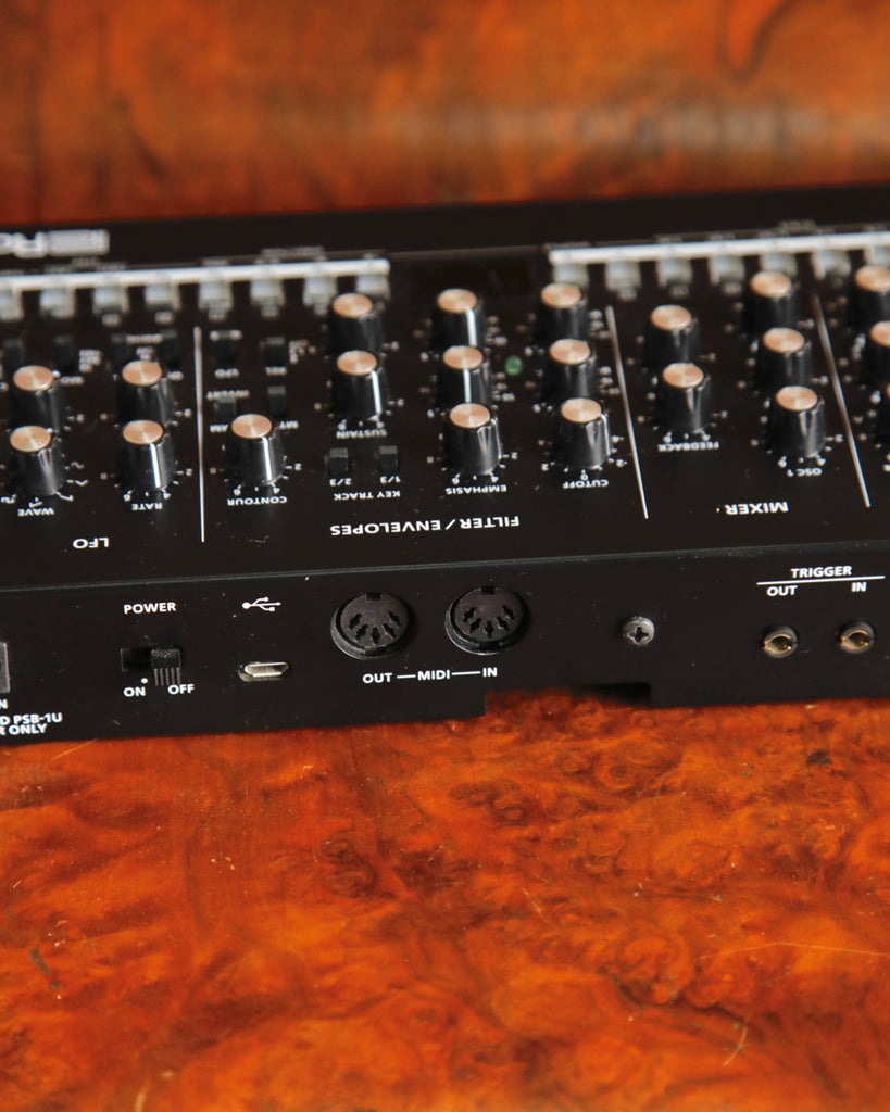 Roland SE-02 Analogue Synthesiser Module Pre-Owned