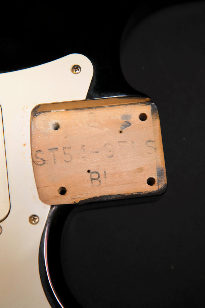 Fender ST54-94LS Stratocaster Black Electric Guitar 2002 Pre-Owned