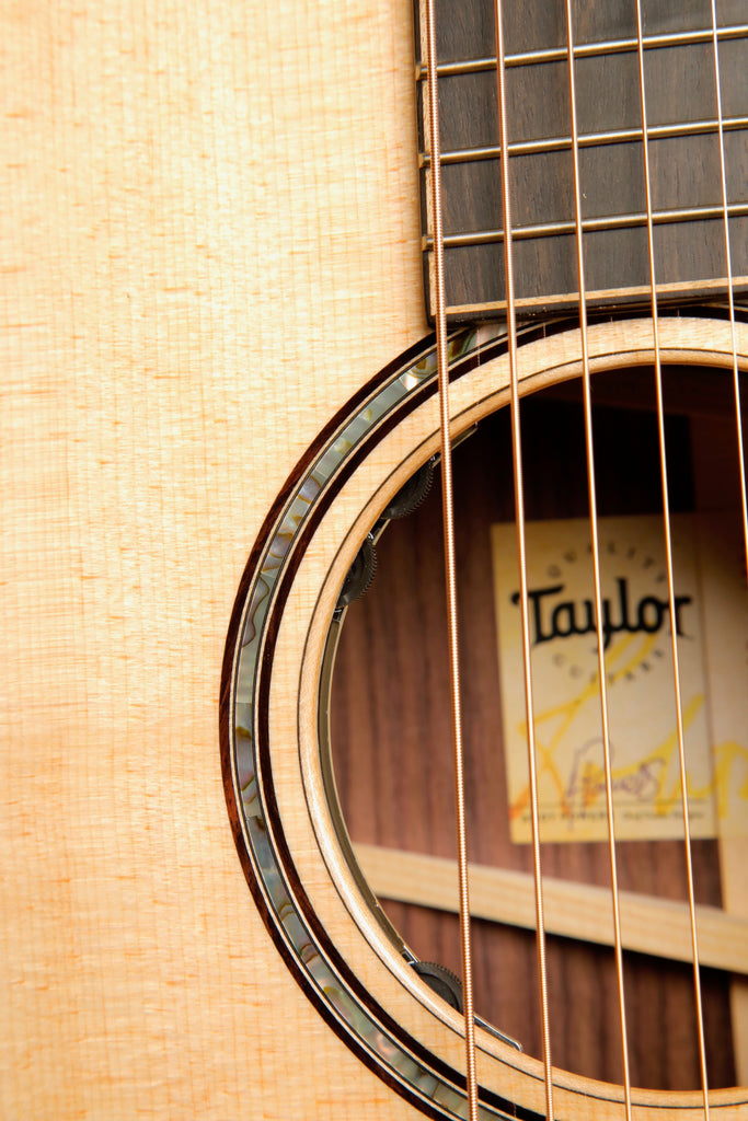 Taylor Next Generation 812ce Spruce/Rosewood Grand Concert Acoustic-Electric Guitar