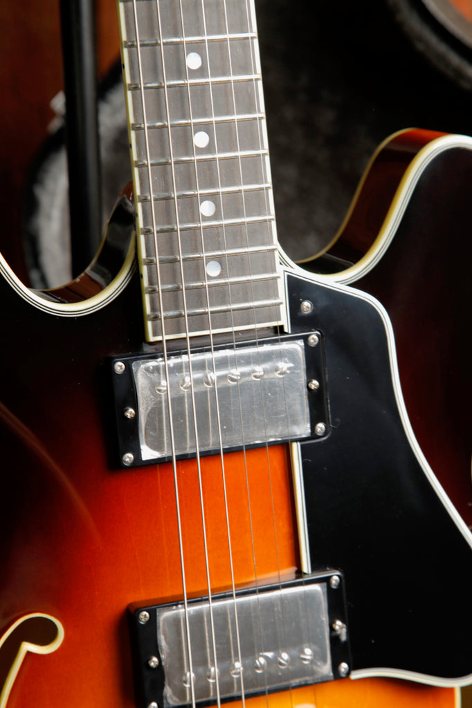 Eastman T386 Semi-Hollowbody Electric Guitar Sunburst