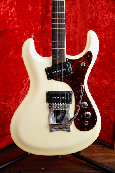 Mosrite Of California The Ventures '65 Reissue Made in USA Pearl White 1990's Pre-Owned