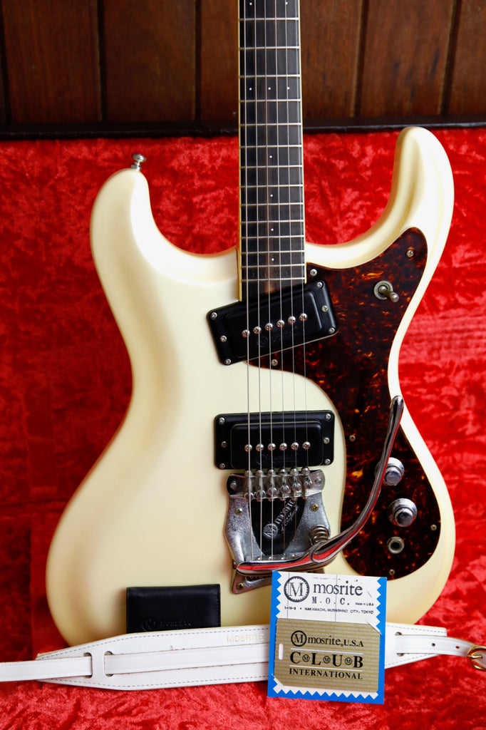 Mosrite Of California The Ventures '65 Reissue Made in USA Pearl White 1990's Pre-Owned