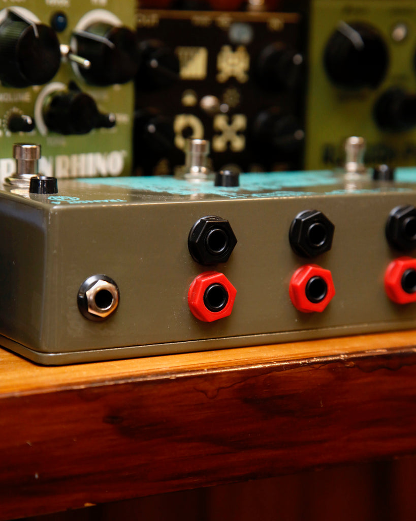 Walrus Audio Transit 4 4Channel Switcher Pedal PreOwned The Rock Inn