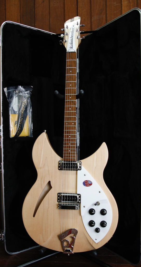 Rickenbacker 330 Mapleglo Semi-Hollow Electric Guitar