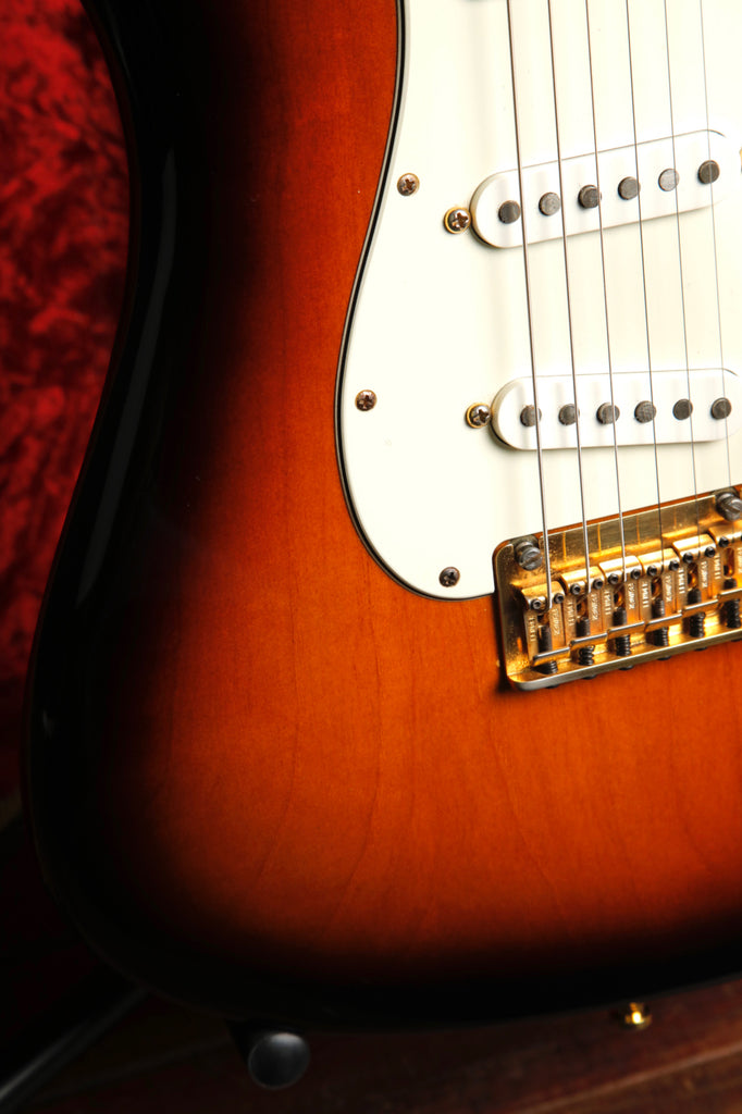 Fender 60th Anniversary Commemorative Stratocaster 2-Colour Sunburst 2014 Pre-Owned