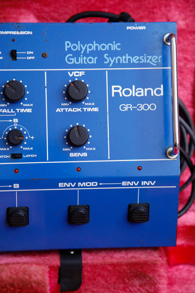 Roland G-303 Guitar & GR-300 Guitar Synthesiser Vintage 1970s Pre-Owned