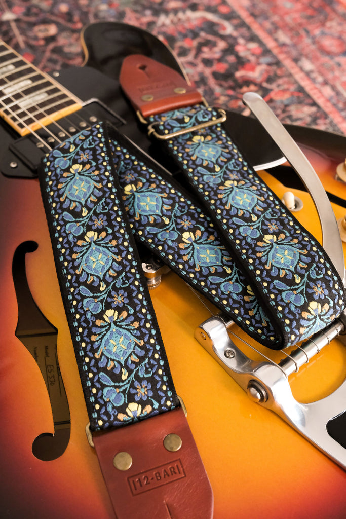 12 Bar Guitar - Blue Lagoon Vintage Retro Guitar Strap