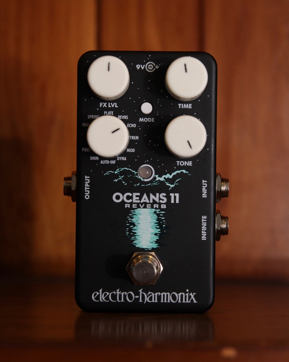 electro harmonix oceans 11 reverb pedal Electro-Harmonix Oceans 11 Reverb Pedal