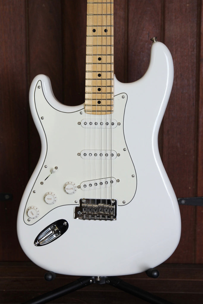 Fender Player Series Stratocaster White Left Handed Guitar
