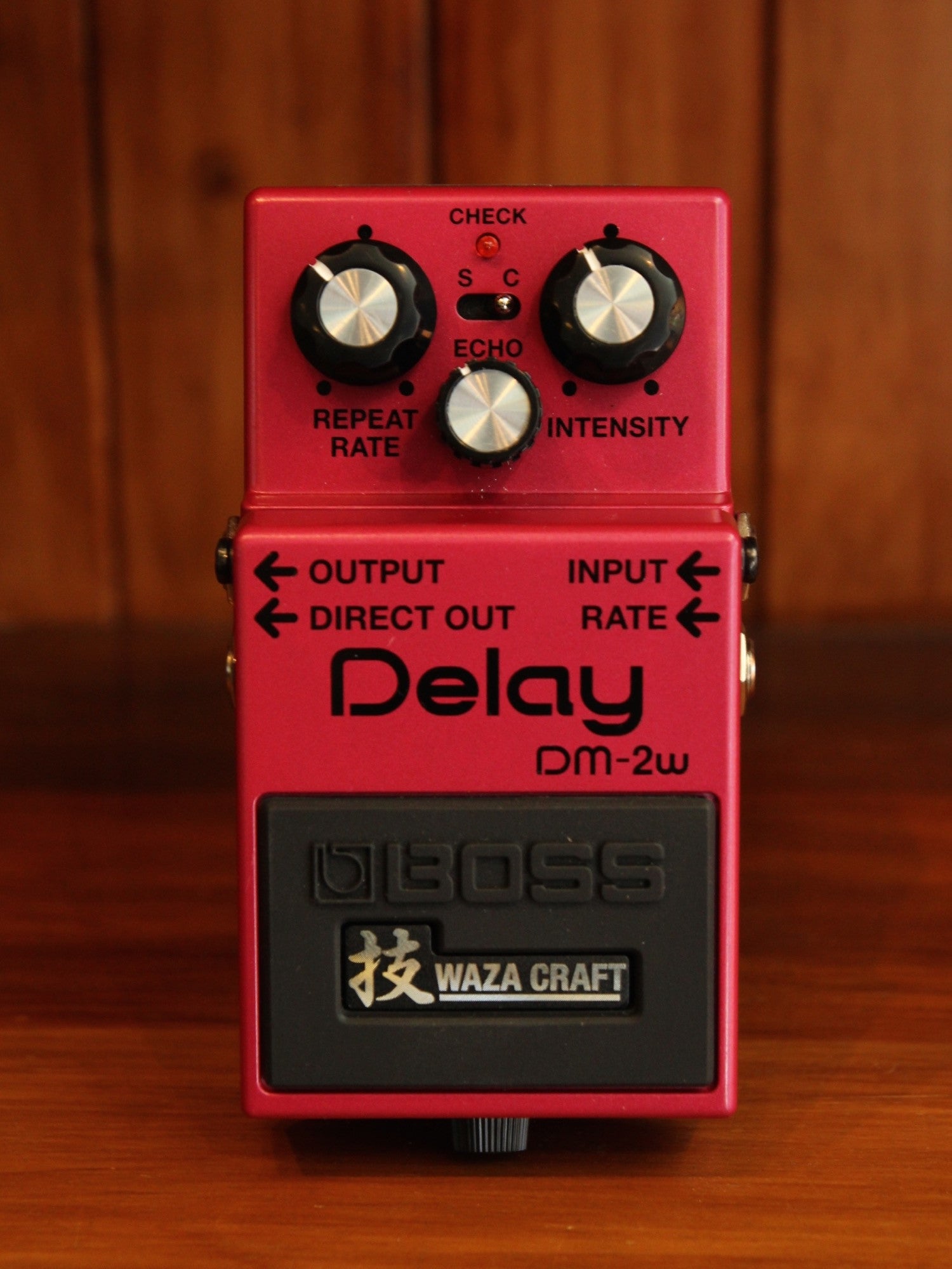 boss delay pedal dm-2 Boss DM-2W Waza Craft Special Edition Analog Delay Pedal