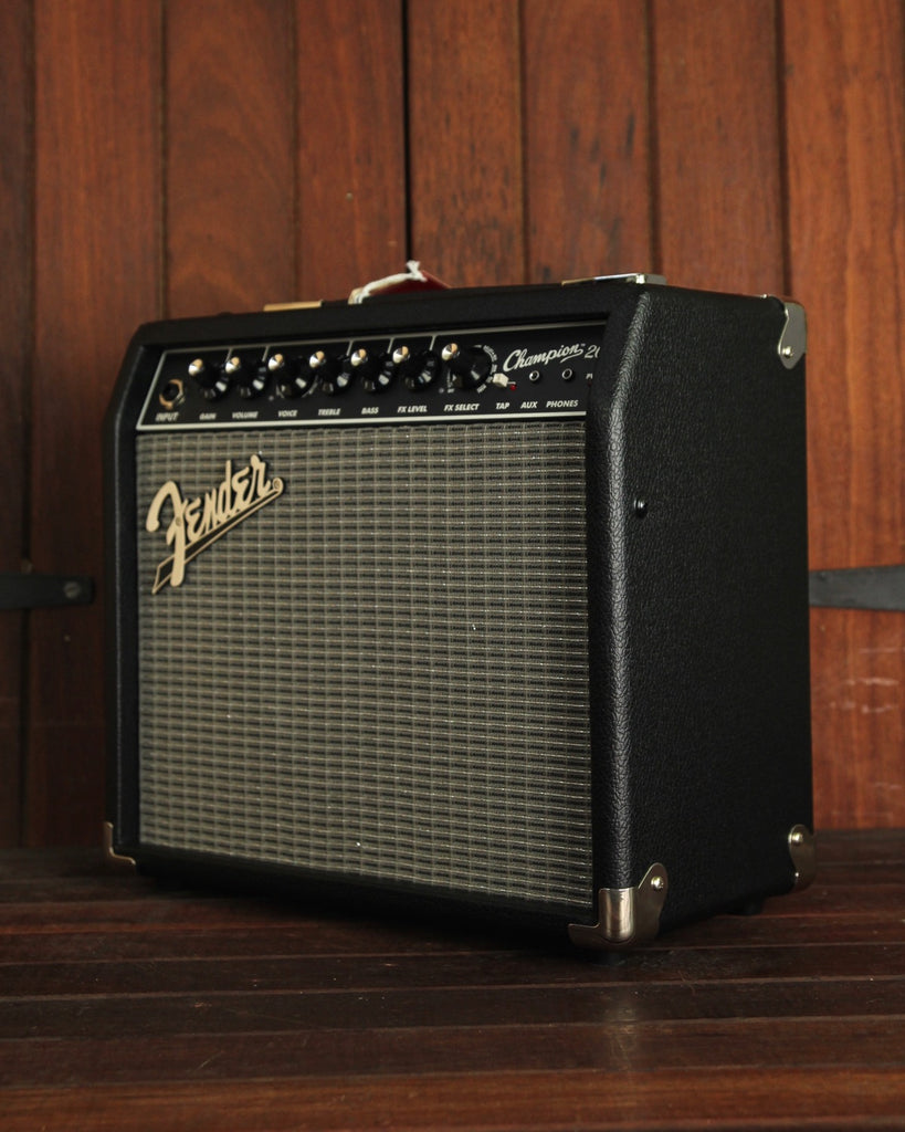 Fender Champion 20 Solid-State Guitar Combo Amplifier