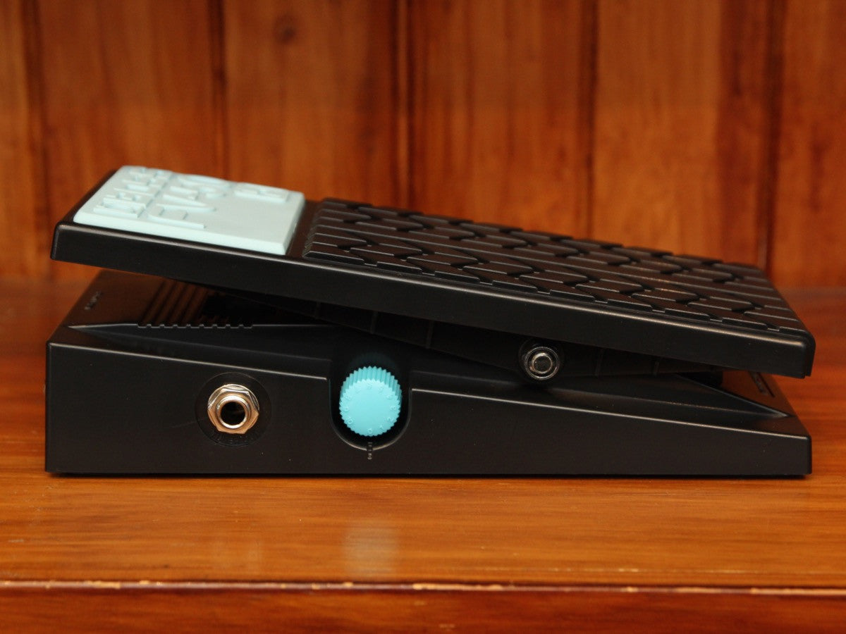 boss mini volume pedal Boss FV50H Volume Pedal