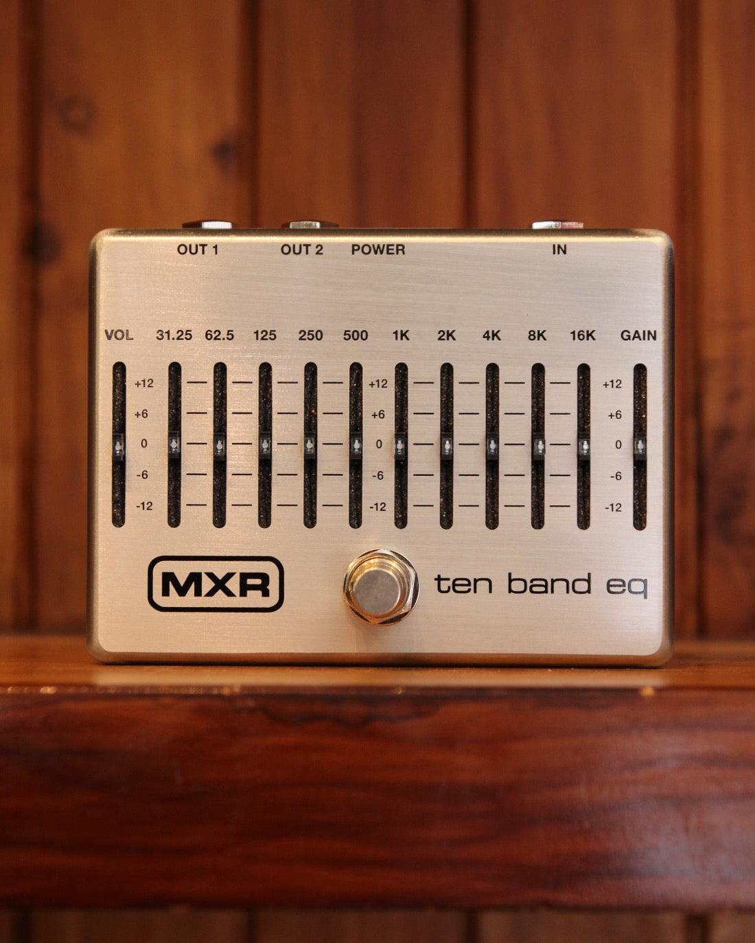 mxr eq pedal MXR M-108S 10-Band Graphic EQ Pedal
