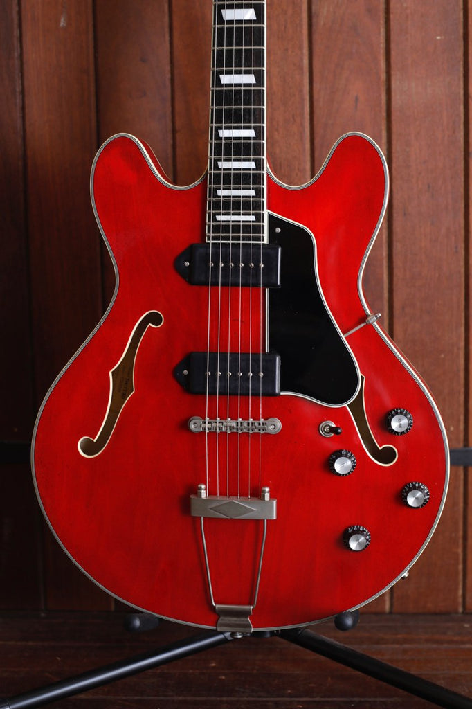 Eastman T64/V-T Antique Red Hollowbody Electric Guitar