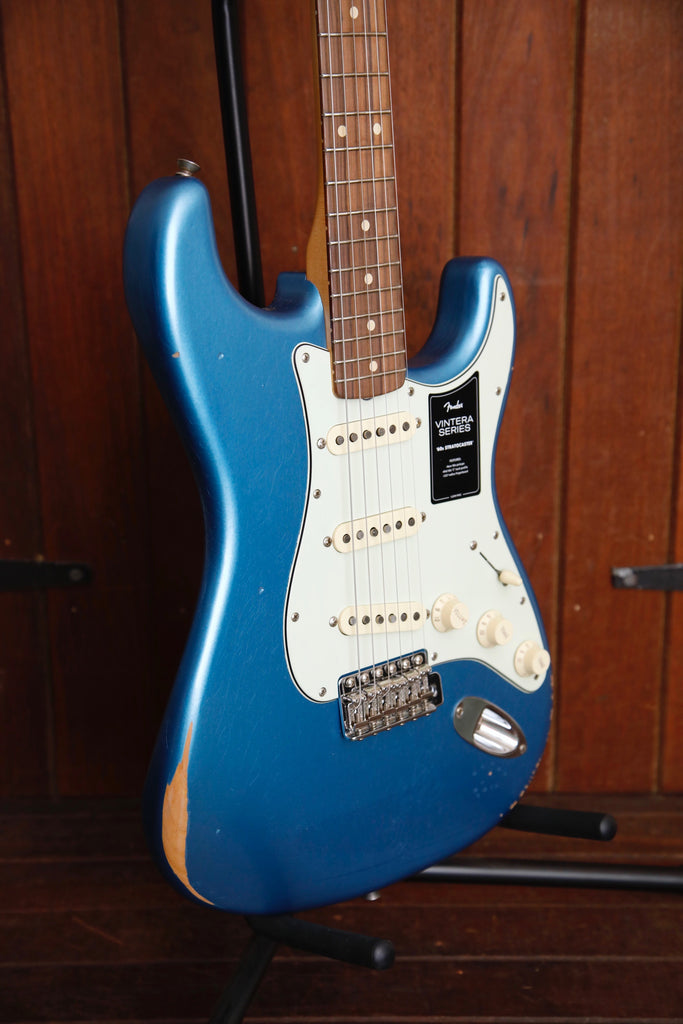 Fender Vintera Road Worn '60s Stratocaster Lake Placid Blue