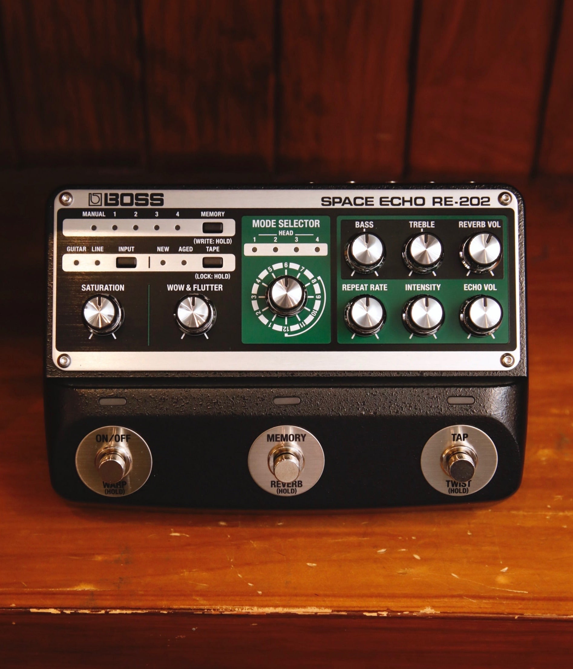space delay pedal Boss RE-202 Space Echo Delay Pedal | The Rock Inn, Perth