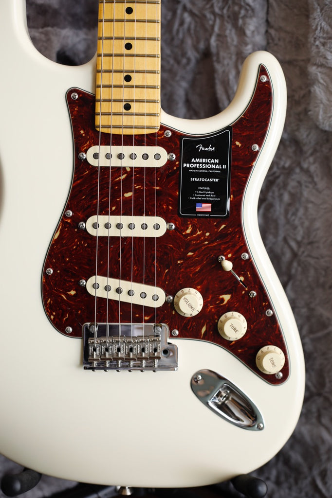 Fender American Professional II Stratocaster Olympic White Maple