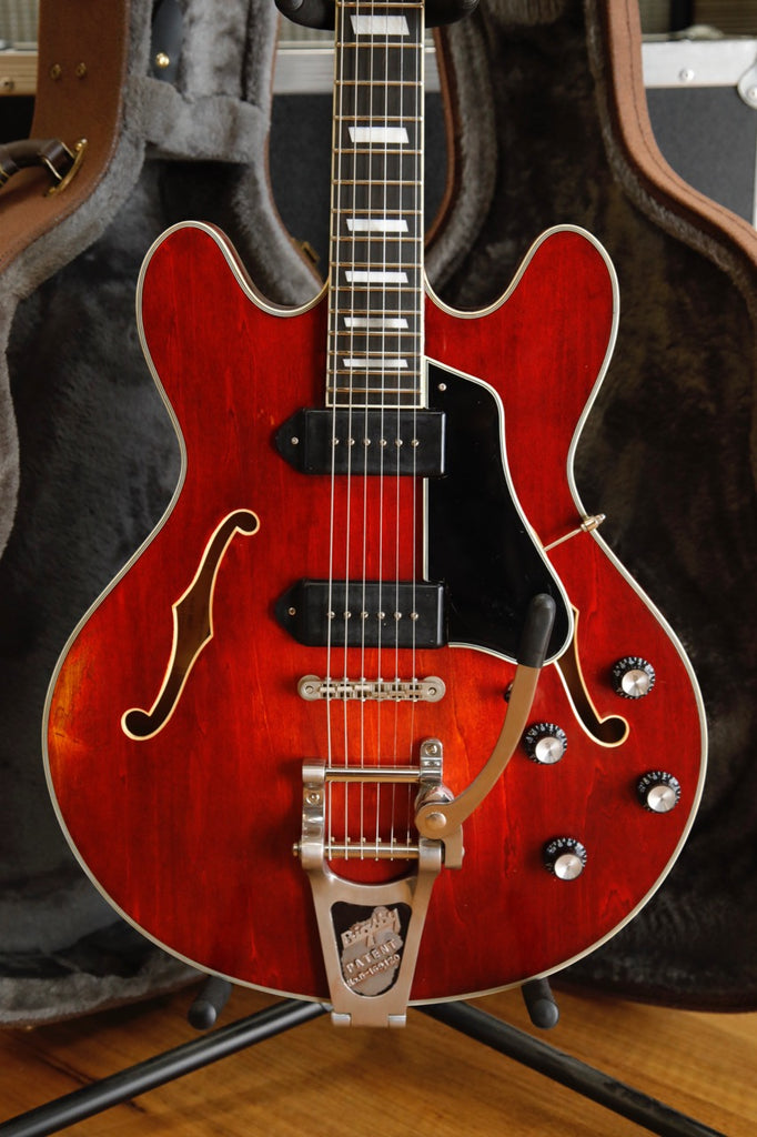 Eastman T64/V Hollowbody Electric Guitar Aged Classic Finish