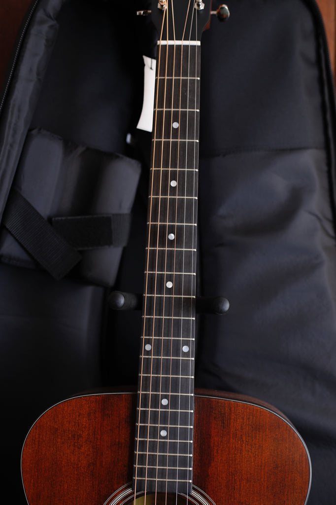 Eastman E1OM-CLA Orchestra Model Acoustic Guitar
