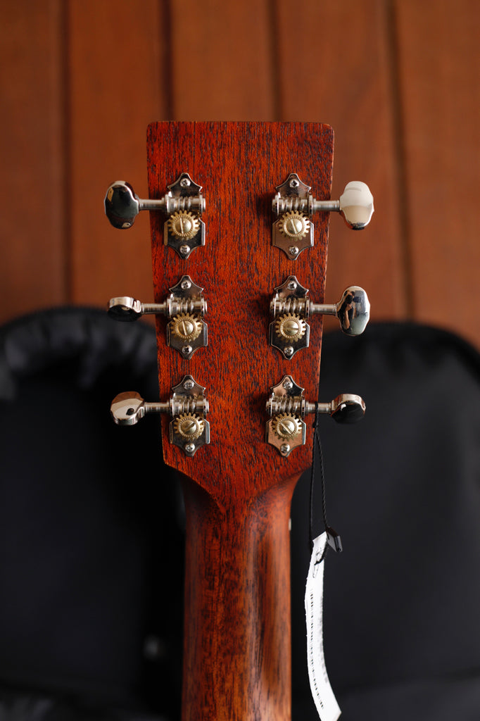Eastman E1OM-CLA Orchestra Model Acoustic Guitar