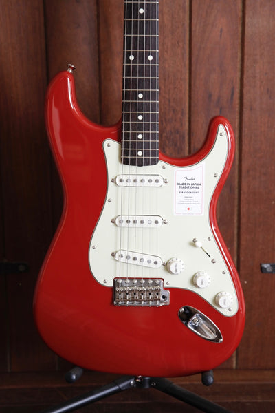 Fender Traditional II 60s Stratocaster Guitar Made in Japan Dakota Red